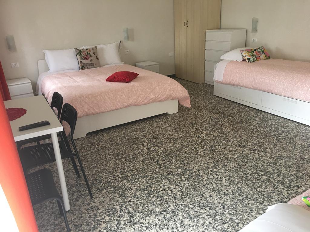 Aliante Turist House Bed & Breakfast Пиза Екстериор снимка