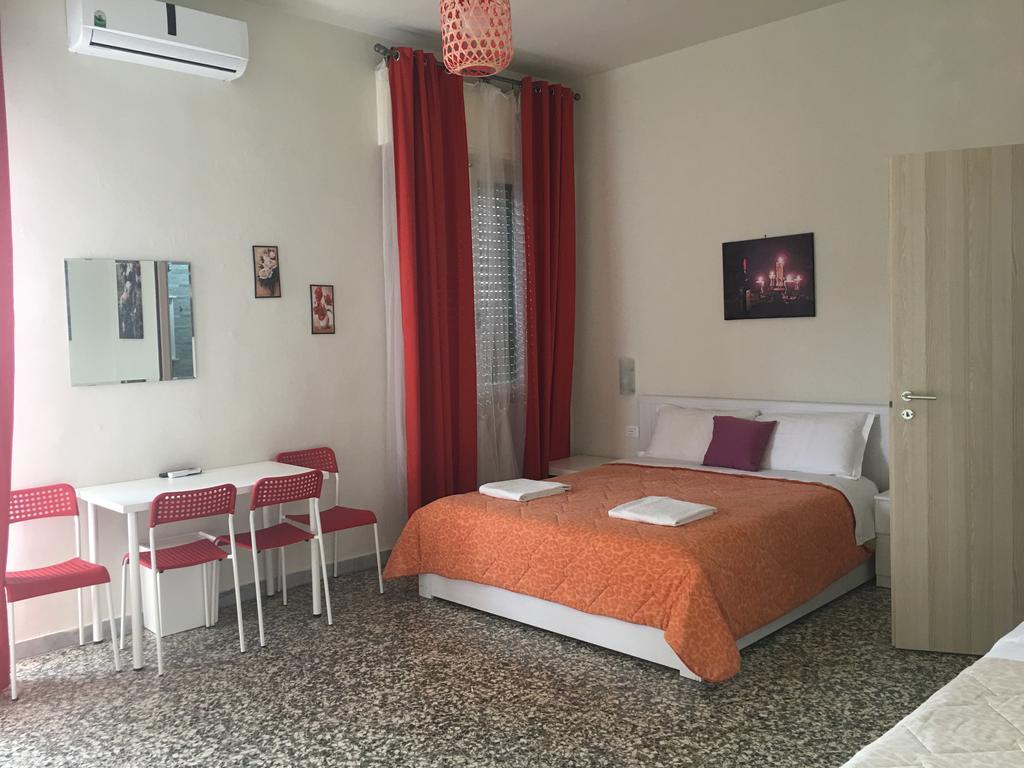 Aliante Turist House Bed & Breakfast Пиза Екстериор снимка