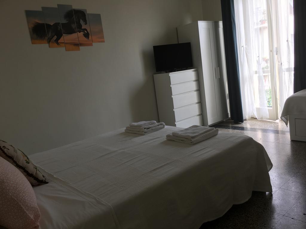 Aliante Turist House Bed & Breakfast Пиза Екстериор снимка
